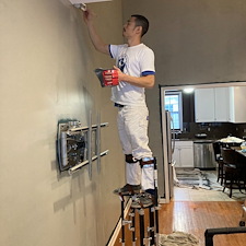 Awesome-Townhouse-Interior-Transformation-in-Harrison-New-Jersey 8